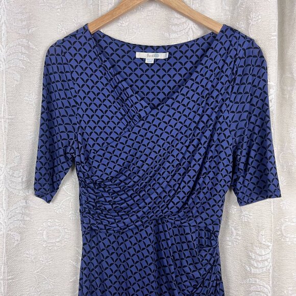 Boden Rita dress blue geometric print ruched midi stretch jersey short sleeve 10 - Picture 3 of 8